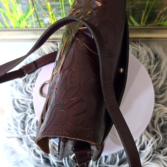 Patricia Nash ILINA Burgundy Cut Out Tooled Leather Crossbody Bag - Picture 8 of 15